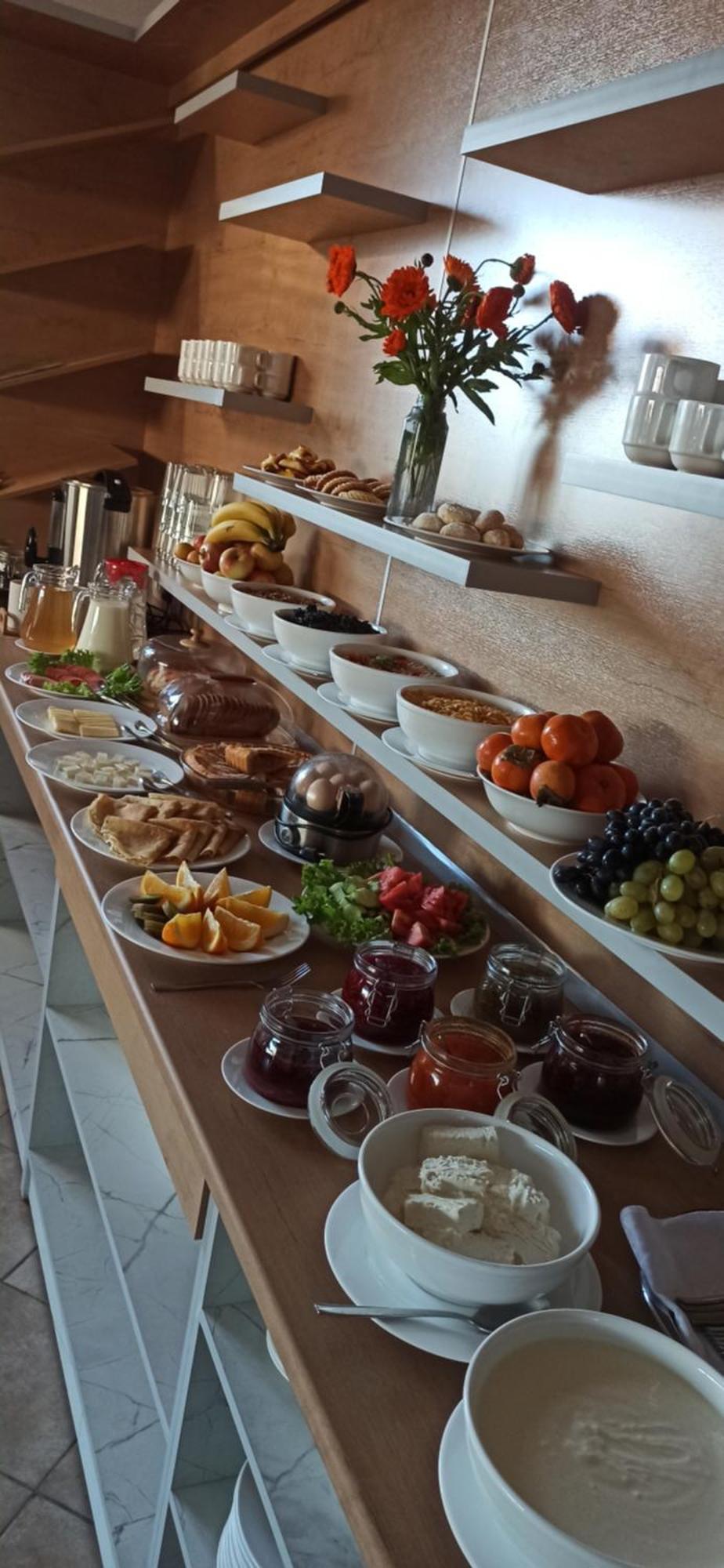 Amir Hotel Karakoł Zewnętrze zdjęcie