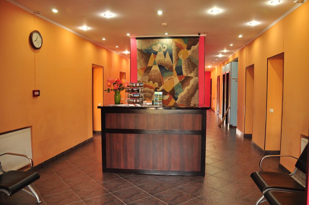 Amir Hotel Karakoł Zewnętrze zdjęcie