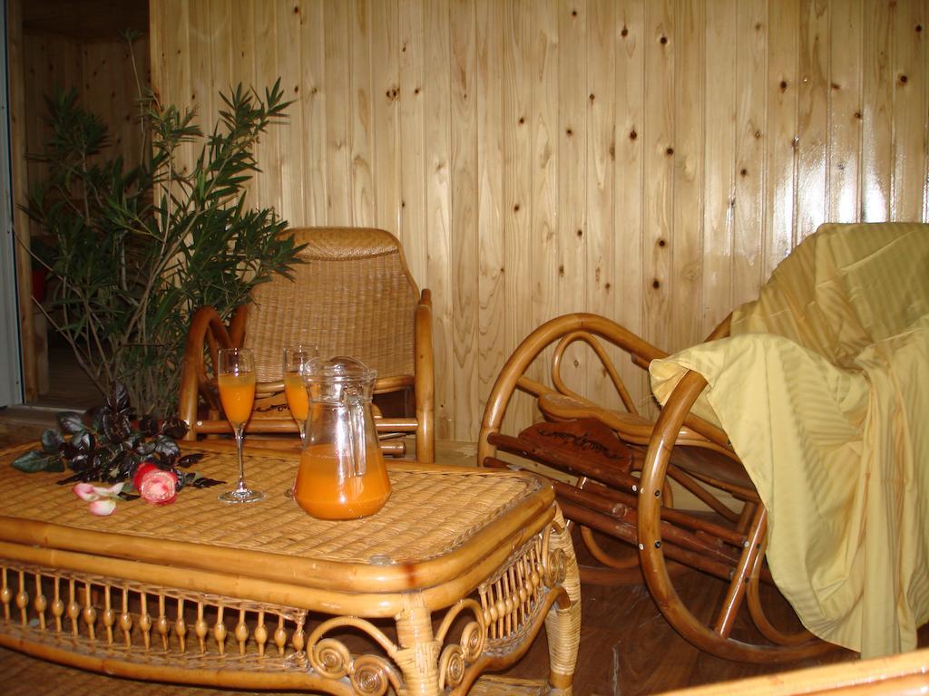 Amir Hotel Karakoł Zewnętrze zdjęcie