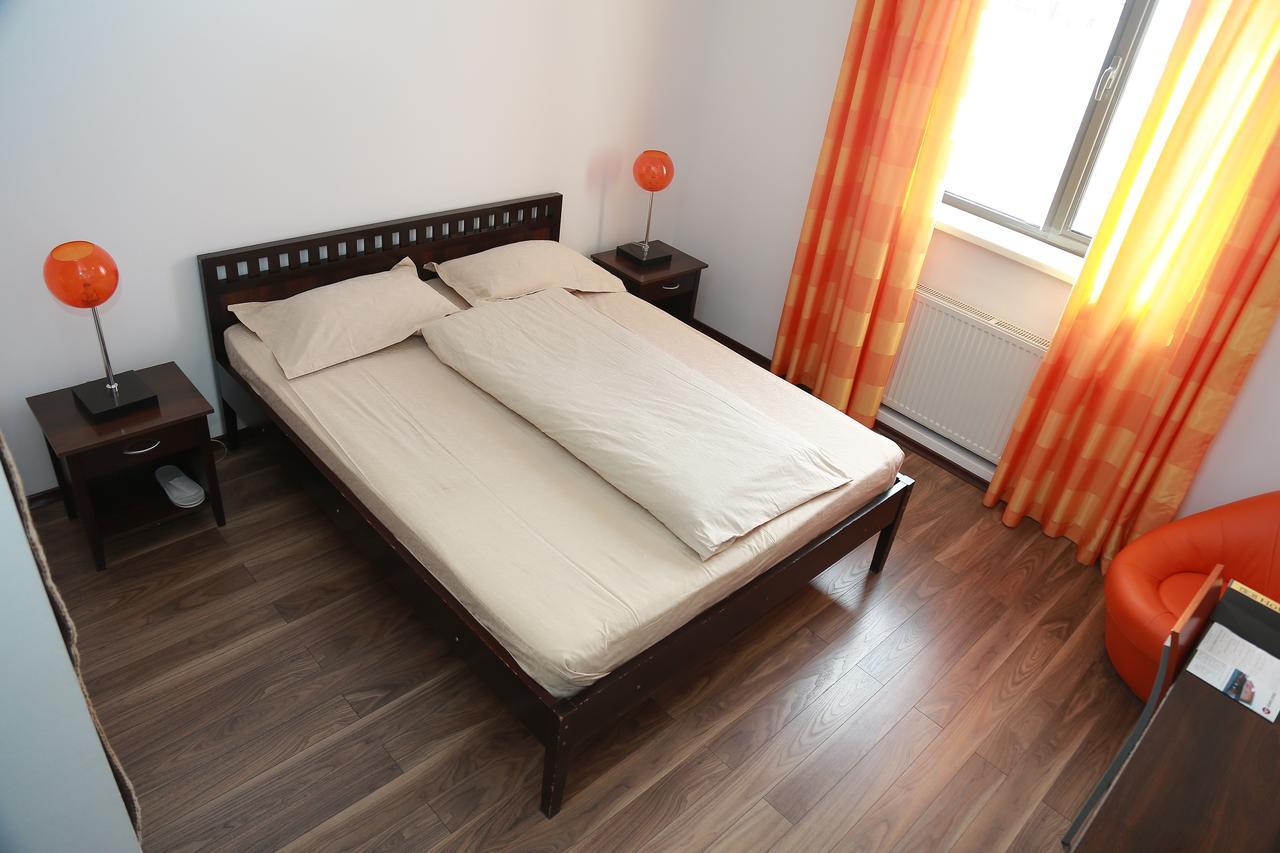 Amir Hotel Karakoł Zewnętrze zdjęcie